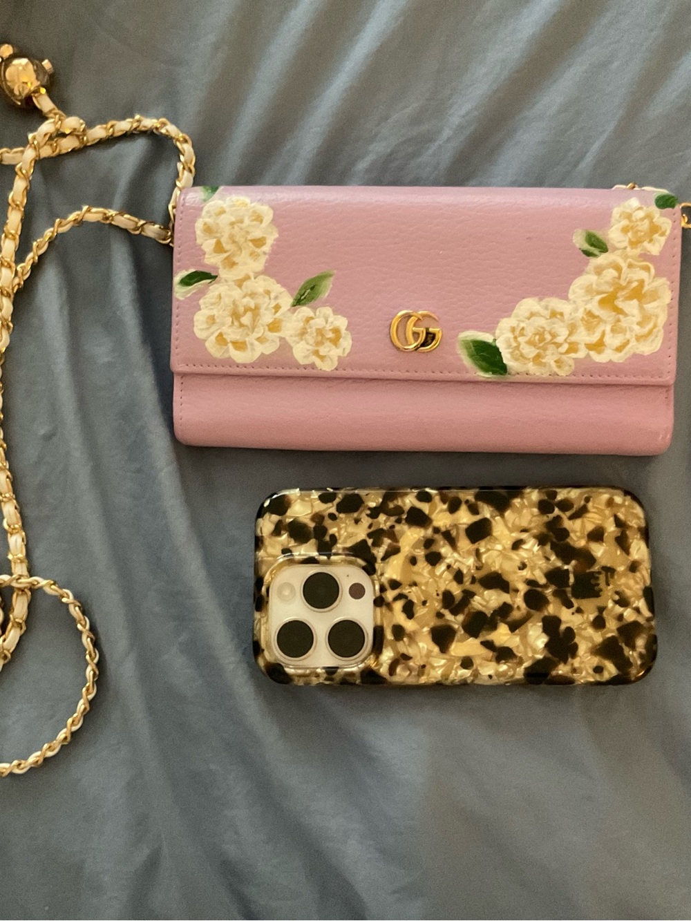 Gucci Lavender Flap Wallet on Chain, Hand painted Flowes - Picture 15 of 15